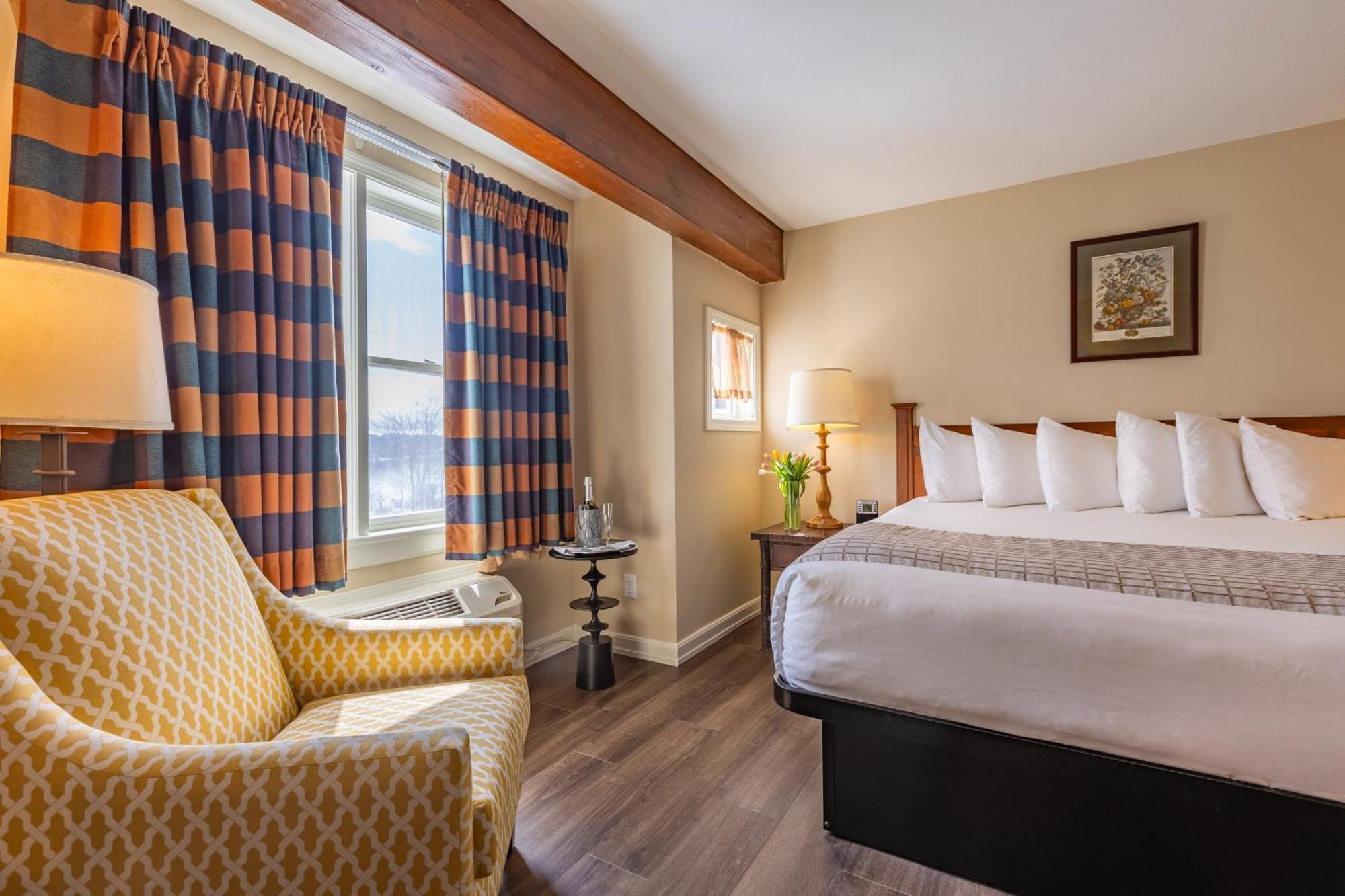 Wolfeboro Inn Экстерьер фото