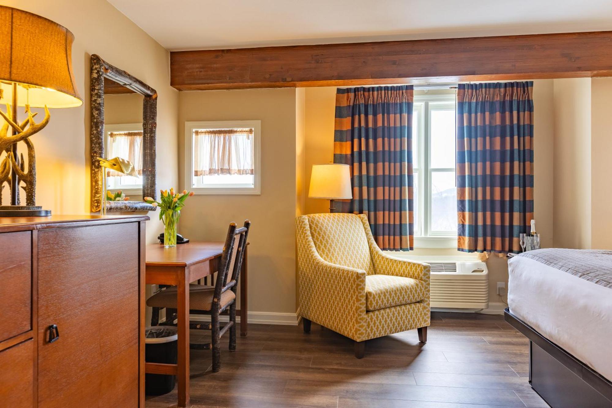 Wolfeboro Inn Экстерьер фото