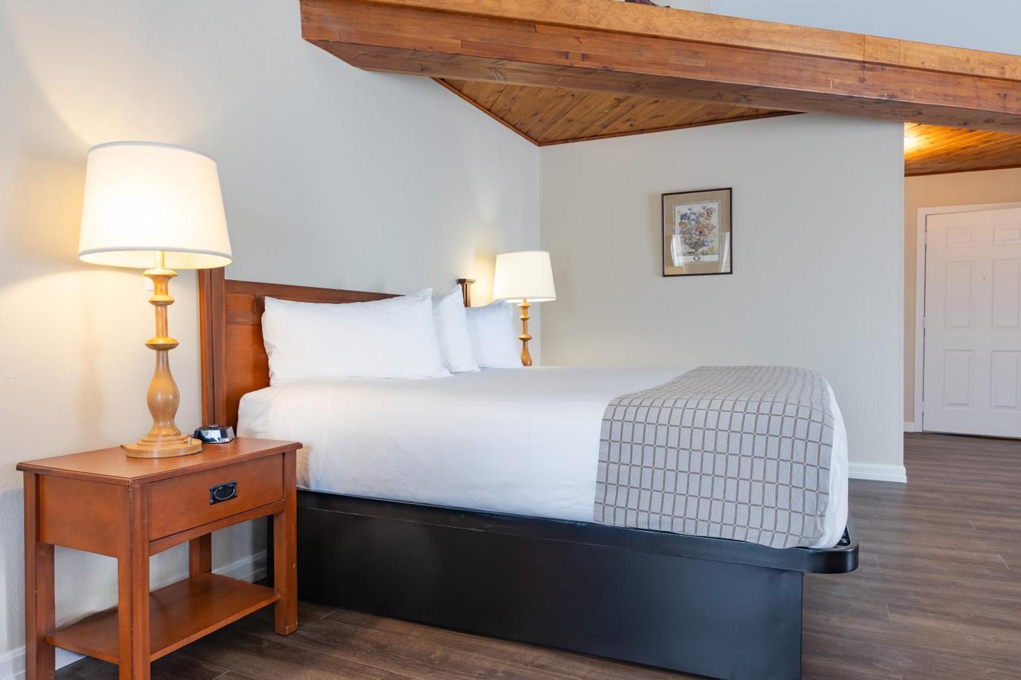 Wolfeboro Inn Экстерьер фото