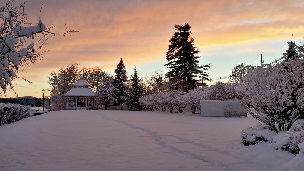 Wolfeboro Inn Экстерьер фото